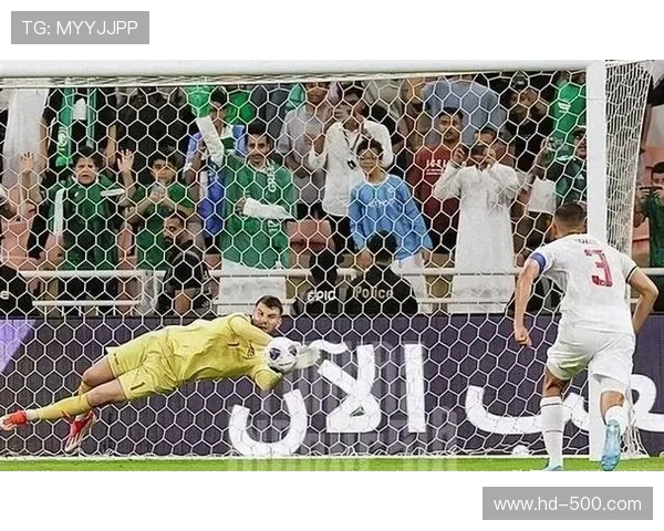 东南亚运动会拳击现场：泰国选手主场压力下逆转印尼对手