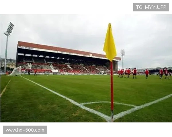 弗朗西斯勒布莱球场容量有限，制约布雷斯特商业开发