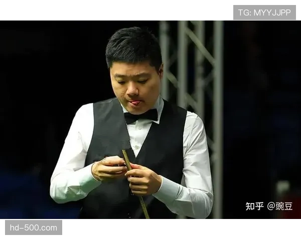 某中甲俱乐部前任高管涉嫌操纵比赛被正式批捕，案件进入司法程序